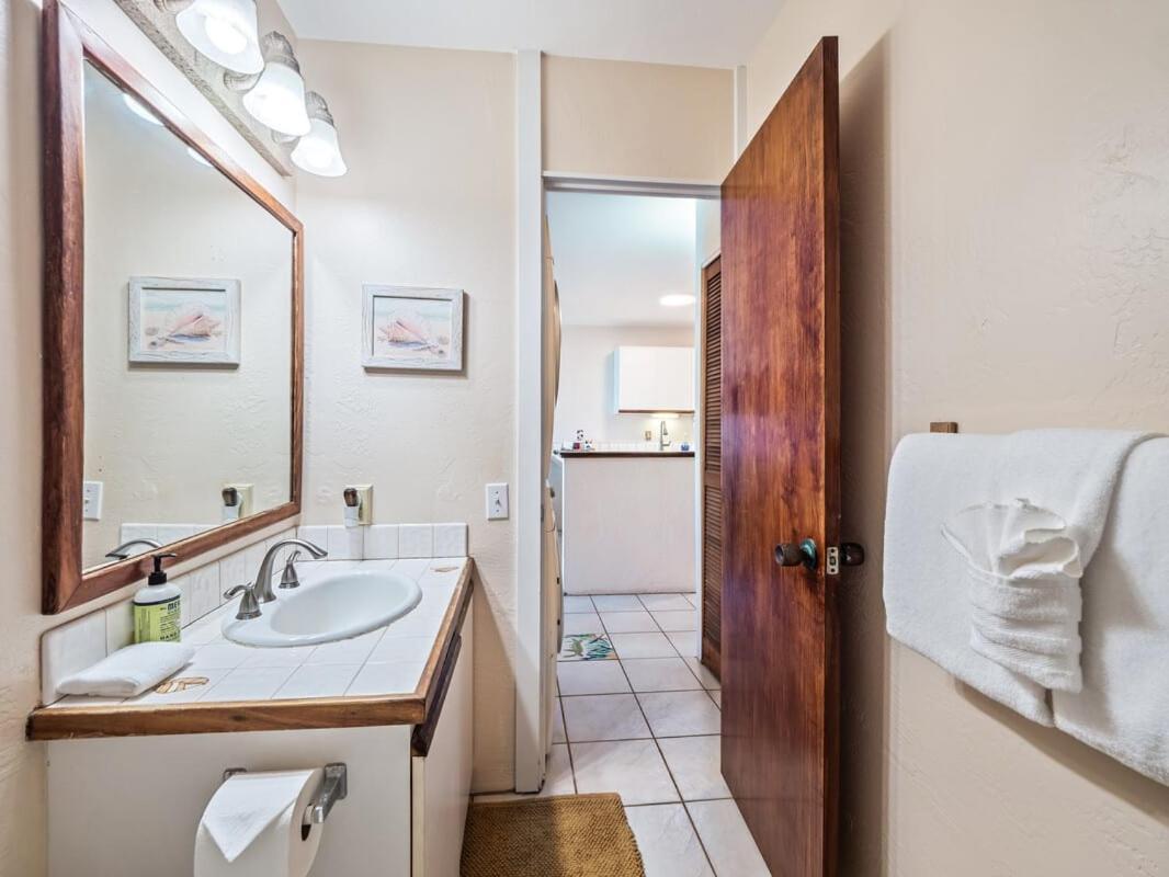 Oceanfront 1 Bedroom 2 Bathroom With Large Lanai - Kona Bali Kai 218 Kailua-Kona Dış mekan fotoğraf